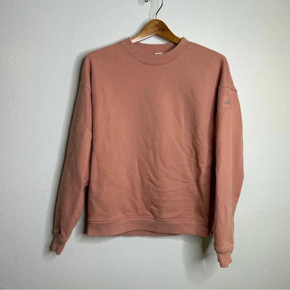 ALO Yoga Rose Pink Crewneck Sweatshirt